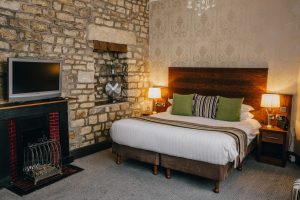 Hotel Room - Double bed & TV The Sun, Lancaster, Lancashire